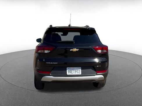 Used 2025 Chevrolet TrailBlazer LT image 11