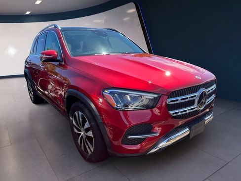 Used 2024 Mercedes-Benz GLE 350 4MATIC w/ Driver Assistance Package image 6