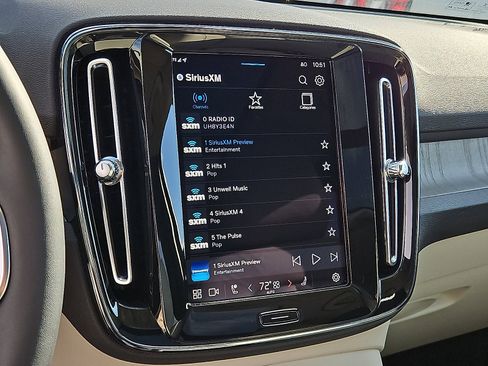 Certified 2023 Volvo XC40 B5 Plus w/ Driver Assist Package image 18