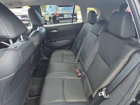 Used 2025 Toyota Corolla Cross XLE AWD/4WD image 27