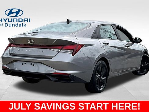 Used 2022 Hyundai Elantra SEL w/ Cargo Package FWD image 8
