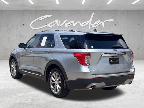 Used 2023 Ford Explorer Limited w/ Equipment Group 301A RWD image 17
