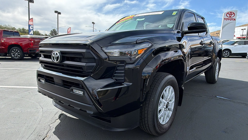 Certified 2025 Toyota Tacoma SR5 AWD/4WD image 7