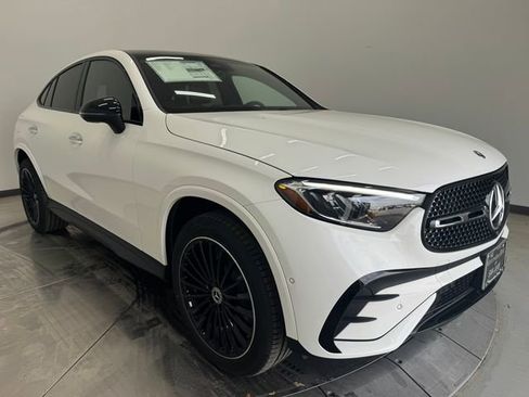 Used 2026 Mercedes-Benz GLC 300 4MATIC image 1