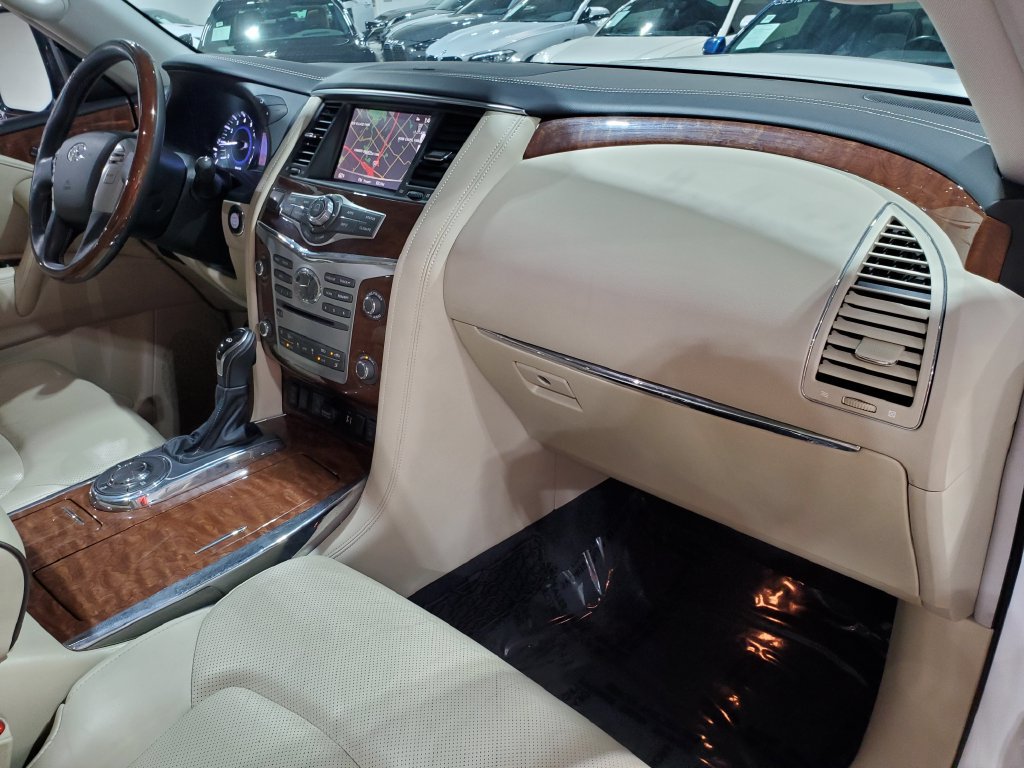 Used 2019 INFINITI QX80 Luxe w/ All-Season Package RWD image 14