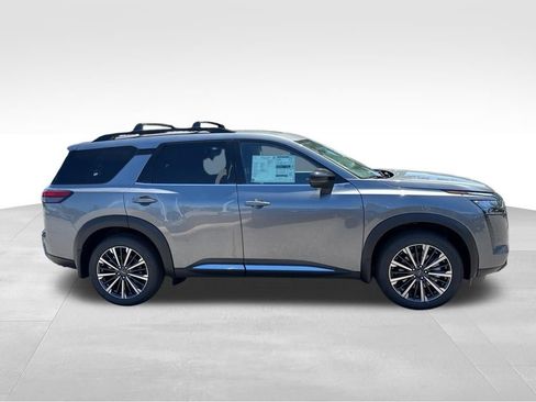 New 2026 Nissan Pathfinder Platinum AWD/4WD image 5