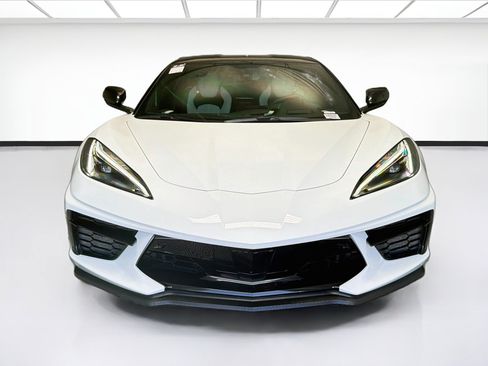 Used 2021 Chevrolet Corvette Stingray Preferred Cpe w/ Z51 Performance Package RWD image 2