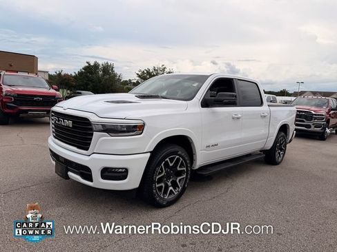 Used 2025 RAM 1500 Laramie w/ Sport Appearance Package AWD/4WD image 3