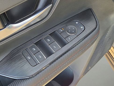 Used 2026 Nissan Kicks SR image 22