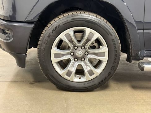 Used 2021 RAM 1500 Limited w/ Body Color Bumper Group AWD/4WD image 11