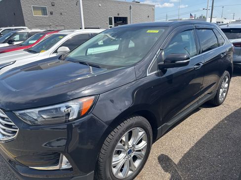 Used 2022 Ford Edge Titanium AWD/4WD image 20