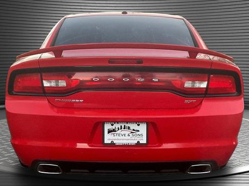 Used 2014 Dodge Charger SXT image 5