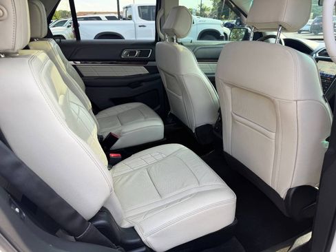 Used 2016 Ford Explorer Platinum AWD/4WD image 15