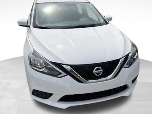 Used 2019 Nissan Sentra S FWD image 3