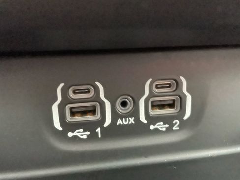 Used 2020 RAM 1500 Sport w/ Advanced Safety Group image 10