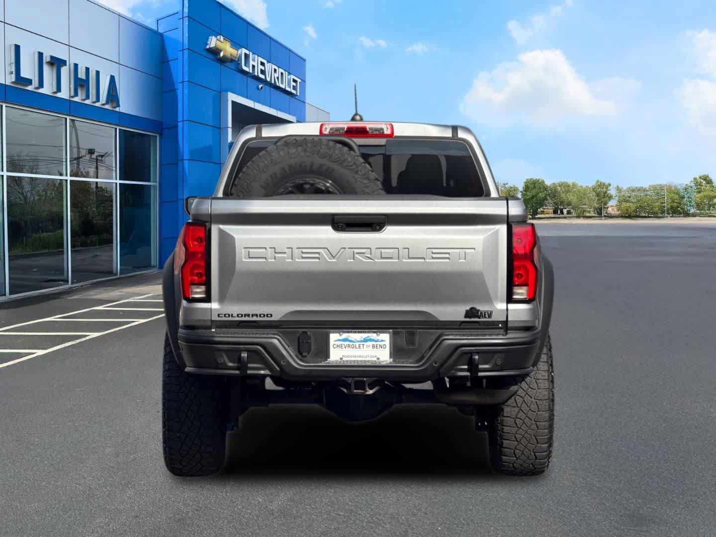 Used 2024 Chevrolet Colorado ZR2 w/ ZR2 Bison Edition AWD/4WD image 7
