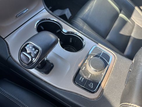 Used 2015 Jeep Grand Cherokee Limited image 22