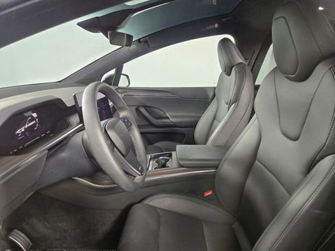 Used 2024 Tesla Model X Base image 13