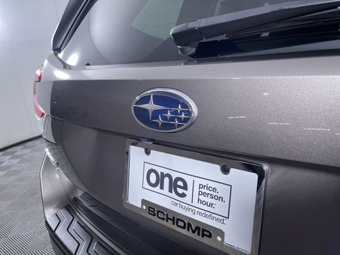 Used 2022 Subaru Forester Limited w/ Popular Package #2 image 24