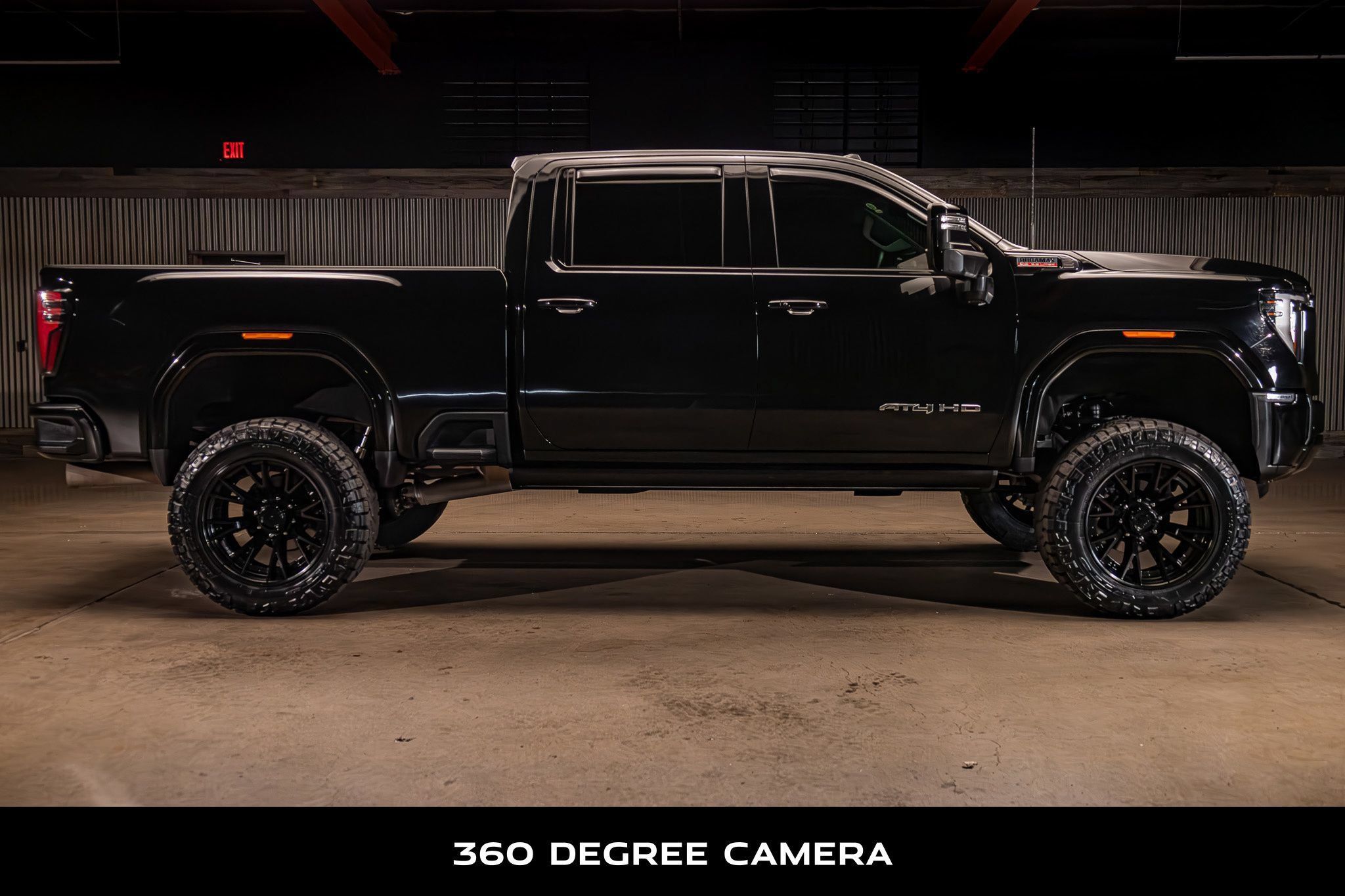 Used 2024 GMC Sierra 2500 AT4 w/ AT4 Premium Plus Package AWD/4WD image 11