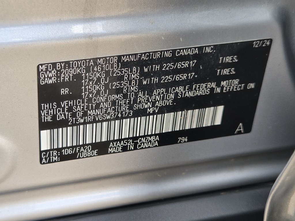 Used 2025 Toyota RAV4 XLE FWD image 32