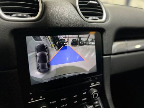 Used 2022 Porsche 718 Cayman GTS w/ Premium Package image 44