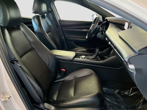 Used 2022 MAZDA MAZDA3 s FWD image 29