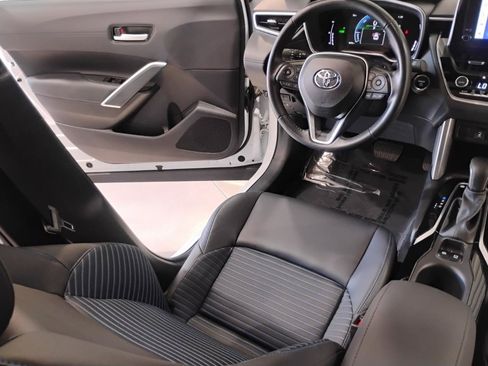 Used 2023 Toyota Corolla Cross AWD Hybrid w/ Convenience Package image 60
