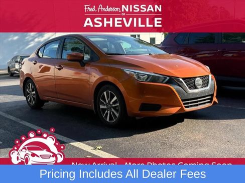 Used 2020 Nissan Versa SV FWD image 1
