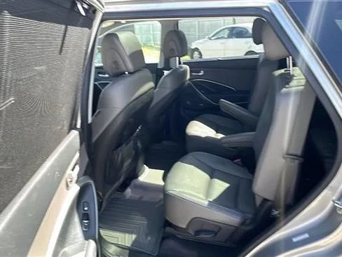 Used 2015 Hyundai Santa Fe Limited w/ Option Group 04 FWD image 4