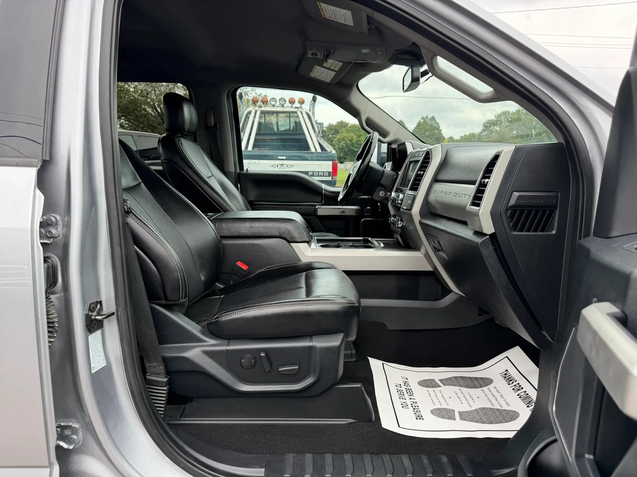 Used 2021 Ford F250 Lariat AWD/4WD image 24