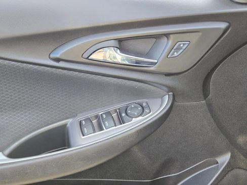 Used 2024 Chevrolet Malibu LS FWD image 17