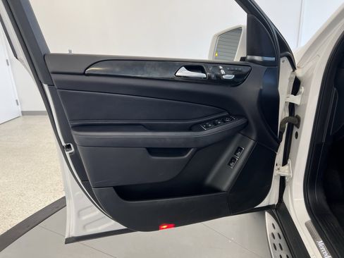 Used 2018 Mercedes-Benz GLS 450 GLS 450 image 35