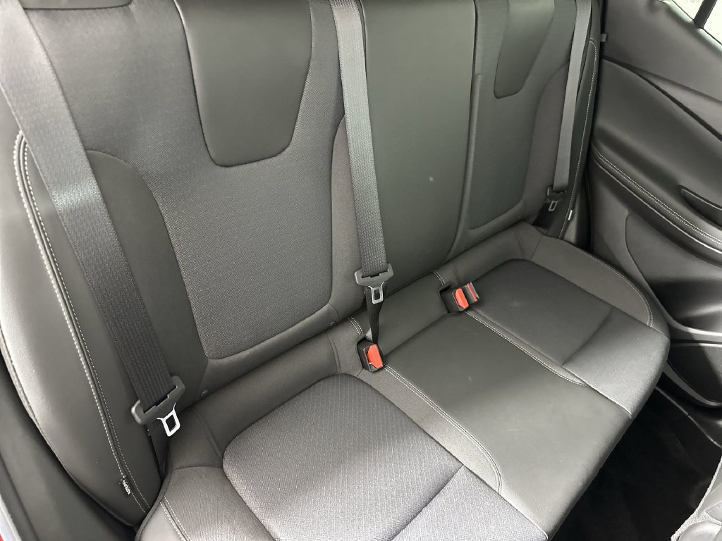Used 2023 Buick Encore GX Preferred w/ Cold Weather Comfort Package FWD image 28