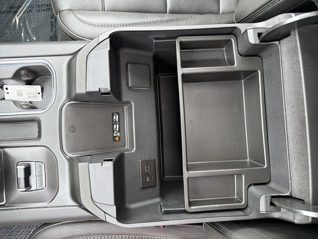 Certified 2022 GMC Sierra 1500 Denali AWD/4WD image 29