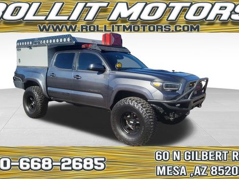 Used 2020 Toyota Tacoma TRD Sport AWD/4WD image 1