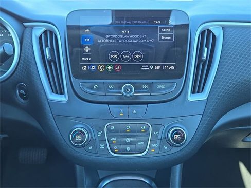 Used 2024 Chevrolet Malibu LT image 22