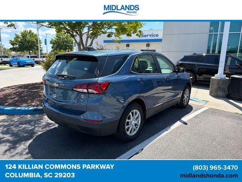 Used 2024 Chevrolet Equinox LS FWD image 2