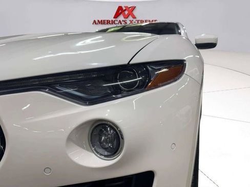 Used 2017 Maserati Levante S AWD/4WD image 58