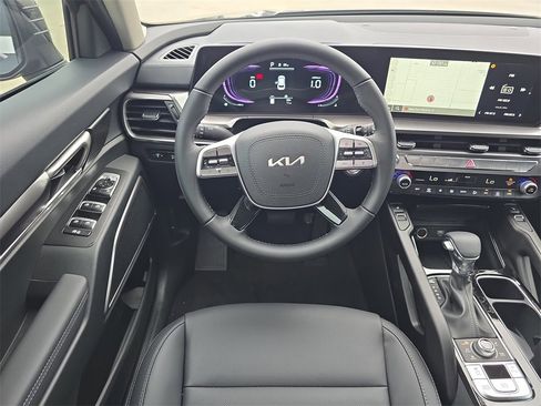 New 2025 Kia Telluride S image 16