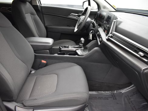 Used 2023 Kia Sportage LX AWD/4WD image 20
