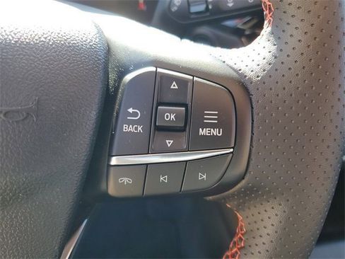 Used 2025 Ford Escape ST-Line Elite image 17