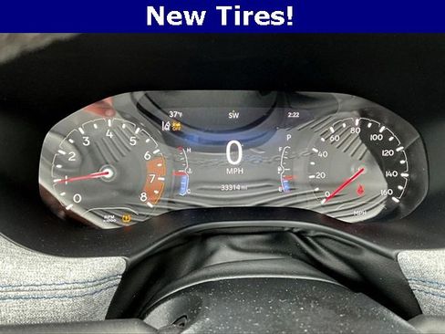 Used 2024 Jeep Compass Latitude image 13