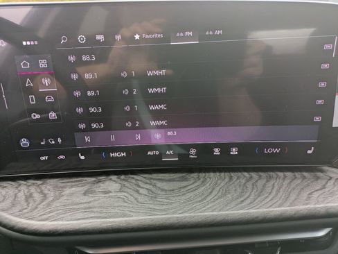 New 2025 Audi Q5 Premium Plus image 22