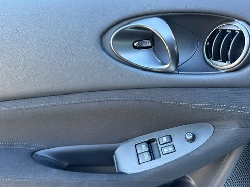 Used 2024 Nissan Z Sport w/ Floor Mat Package image 11