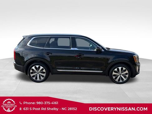 Used 2022 Kia Telluride EX w/ EX Premium Package FWD image 5