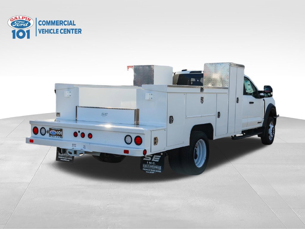 New 2026 Ford F550 4x4 SuperCab Super Duty image 4