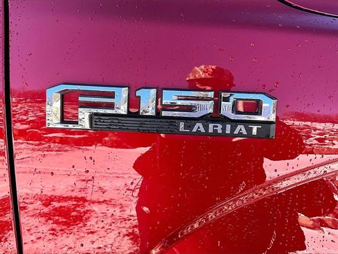 Used 2018 Ford F150 Lariat w/ Equipment Group 502A Luxury image 8