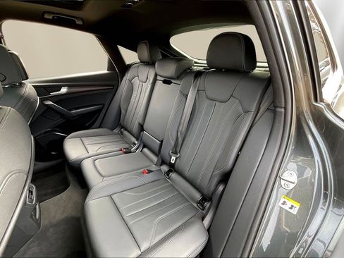 Used 2022 Audi Q5 2.0T Premium image 21