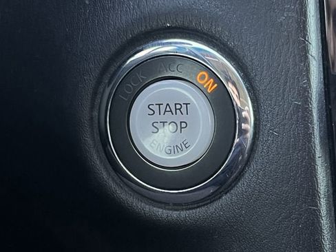 Used 2012 INFINITI EX35 Journey w/ Premium Pkg image 20